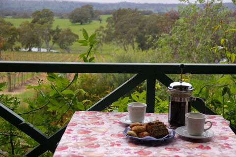 Naimanya Cottage - Accommodation Daintree 2