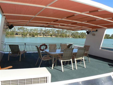 Takeme2 Houseboat - Accommodation Daintree 5