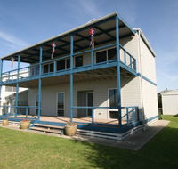 LJ Hooker Goolwa Holiday Rentals - 25 Barrage Road Goolwa South - Accommodation Daintree