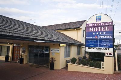 Quality Inn Country Plaza Queanbeyan - Accommodation Daintree 0