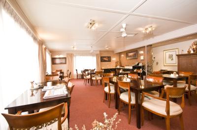Quality Inn Country Plaza Queanbeyan - Accommodation Daintree 3