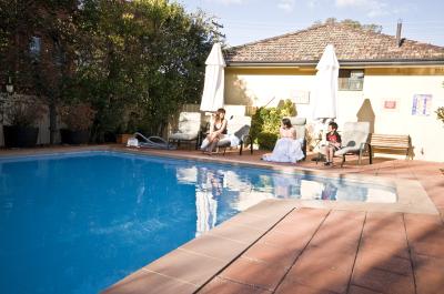 Quality Inn Country Plaza Queanbeyan - Accommodation Daintree 4