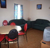 Alonga Waterfront Cottages - Accommodation Daintree