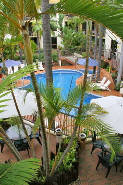 Aussie Resort Burleigh - Accommodation Daintree 2
