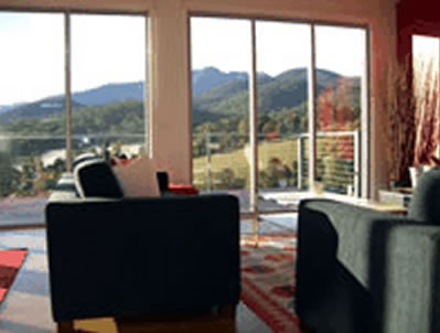 Alpine Holiday Rentals - Accommodation Daintree 0