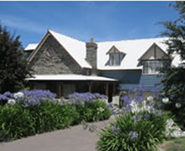 Alpine Holiday Rentals - Accommodation Daintree 1