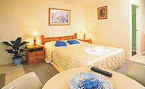 Cooks Endeavour Motor Inn - Accommodation Daintree 0
