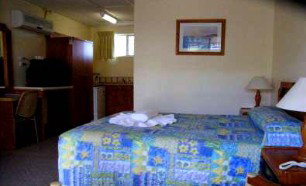 Cooks Endeavour Motor Inn - Accommodation Daintree 2
