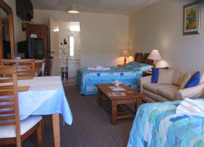 Cooks Endeavour Motor Inn - Accommodation Daintree 3