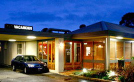 Best Western Lonsdale Motor Inn - Accommodation Daintree 2