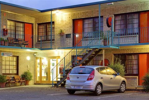 Martin Cash Motor Lodge - Accommodation Daintree 4