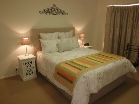 C&C's Bed And Breakfast - Accommodation Daintree 2