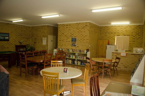 Acclaim Swan Valley Tourist Park - Accommodation Daintree 1