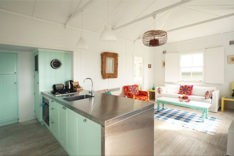 Aurora Beachfront Cottage - Accommodation Daintree 1