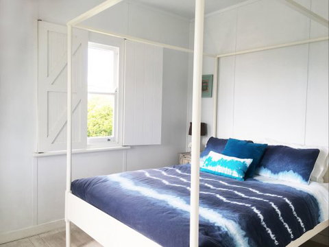 Aurora Beachfront Cottage - Accommodation Daintree 2