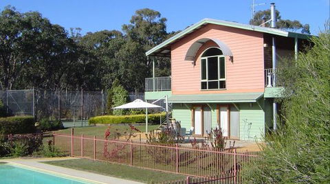 Bushmans Lookout - Accommodation Daintree 0