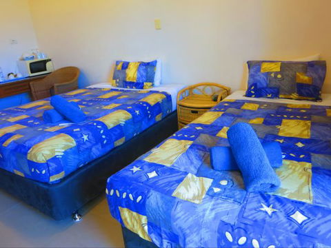 VQ3 Lodge - Accommodation Daintree 3
