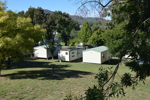 Adelong Golden Gully Caravan Park - Accommodation Daintree 1