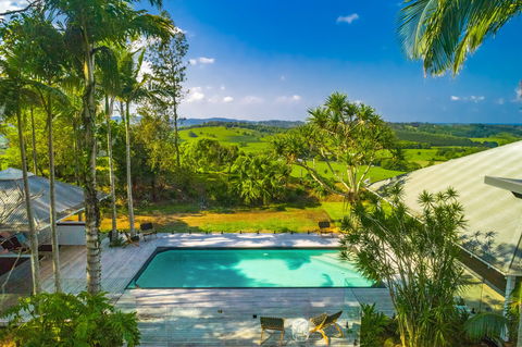 Aja - Accommodation Daintree 1