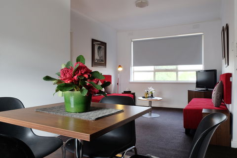 Apartments Of South Yarra - Accommodation Daintree 5