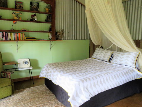 Fig Tree Retro Studio - Accommodation Daintree 4