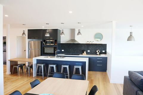 Kingfisher Retreat At Eden Cove - Accommodation Daintree 0