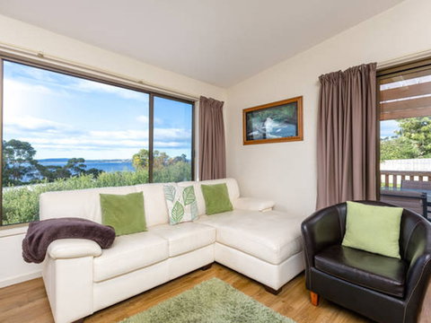 Mirramar House - Accommodation Daintree 0