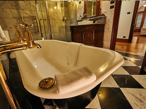 The Regents Park - Accommodation Daintree 2