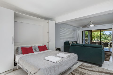 The Waterfront  Jervis Bay - Accommodation Daintree 4