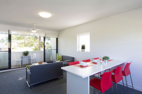 Western Sydney University Village Campbelltown - Accommodation Daintree 1