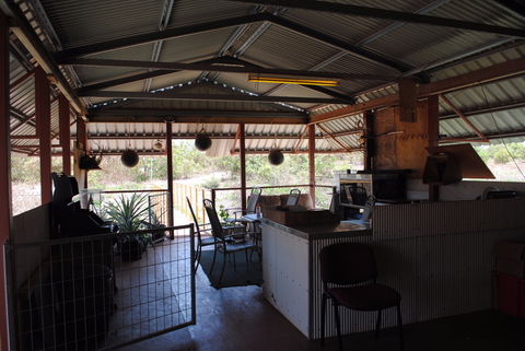 EARE Wallaby Beach Workers Camp - Accommodation Daintree 0