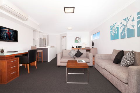 Hotel Chino - Accommodation Daintree 2