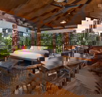 Rose Gums Wilderness Retreat - Accommodation Daintree