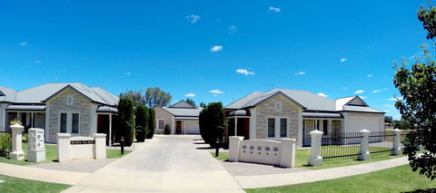 Shamore Apartments - Eleventh Street Mildura - Accommodation Daintree 0
