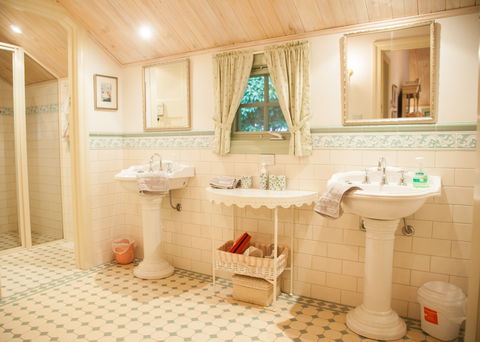 The Studio & The Barn - Accommodation Daintree 7