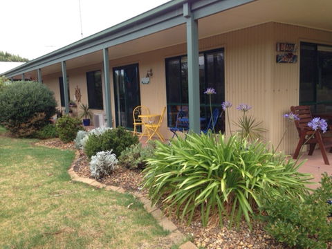 Bells By The Beach - Accommodation Daintree 0