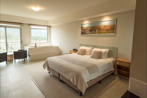 Macedon Ranges Hotel & Spa - Accommodation Daintree 0