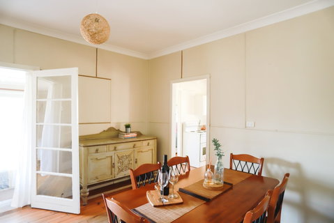 Adelong Valley Farm Stays - Moorallie Cottage - Accommodation Daintree 2
