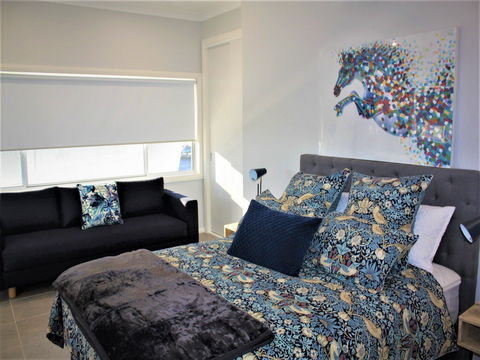 Coolah Shorts - Self Contained Apartments - Accommodation Daintree 0