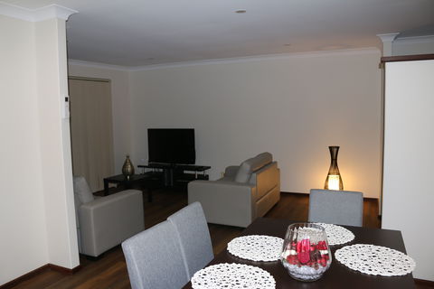 CozyStay At Dunstan - Accommodation Daintree 1