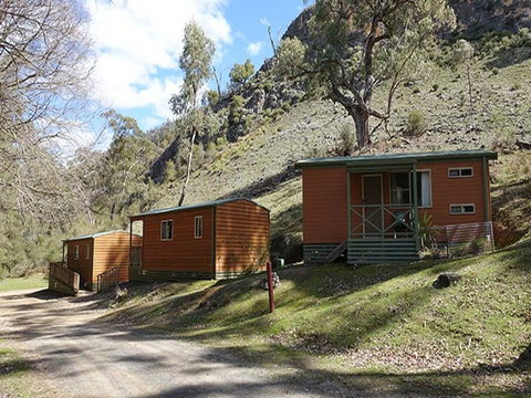 Grove Creek Cabins - Accommodation Daintree 0