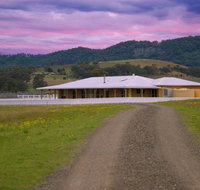 The Hill Paddock - Accommodation Daintree