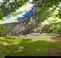 Timboon House  Stables - Accommodation Daintree