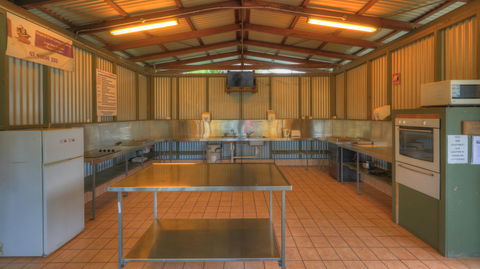 Yallakool Caravan Park On BP Dam - Accommodation Daintree 1
