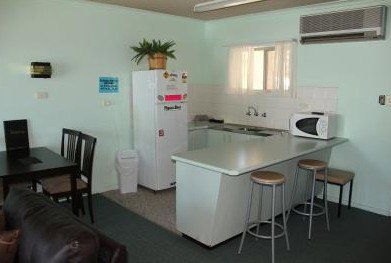Zorba Motel - Accommodation Daintree 1