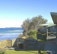 Berrara Beach Holiday Chalets - Accommodation Daintree
