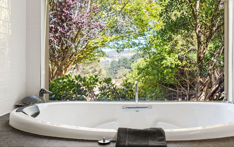 Adelaide Hills Retreats - The Nest - Accommodation Daintree 2