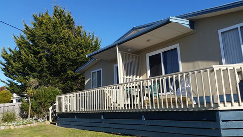 Carmen's Inn - Accommodation Daintree 0