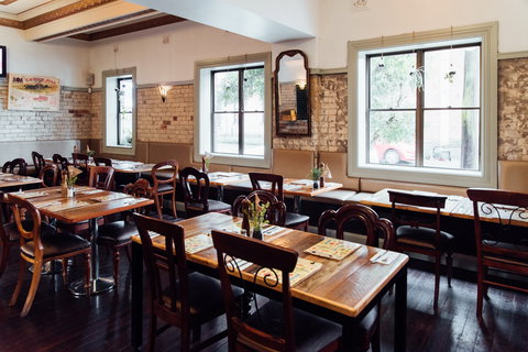 Commonwealth Hotel - Accommodation Daintree 0