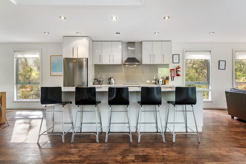 Freycinet Haven - Accommodation Daintree 2